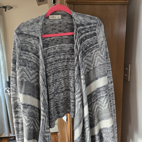 Hollister Sweaters - Sweater